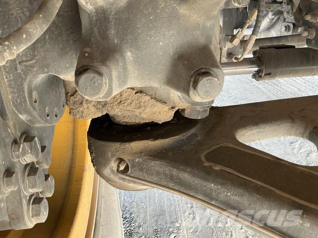 Komatsu HD325-7 Σπαστό Dump Truck ADT