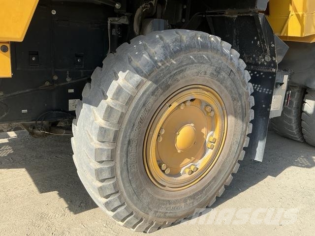 Komatsu HD325-7 Σπαστό Dump Truck ADT