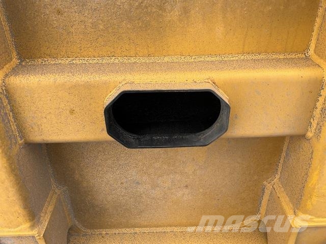 Komatsu HD325-7 Σπαστό Dump Truck ADT