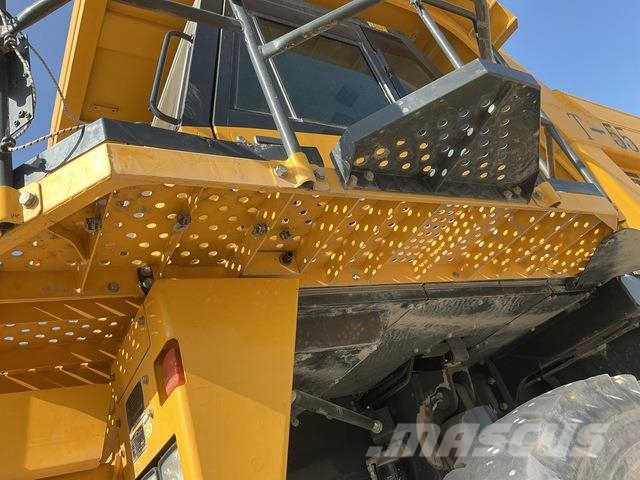 Komatsu HD325-7 Σπαστό Dump Truck ADT