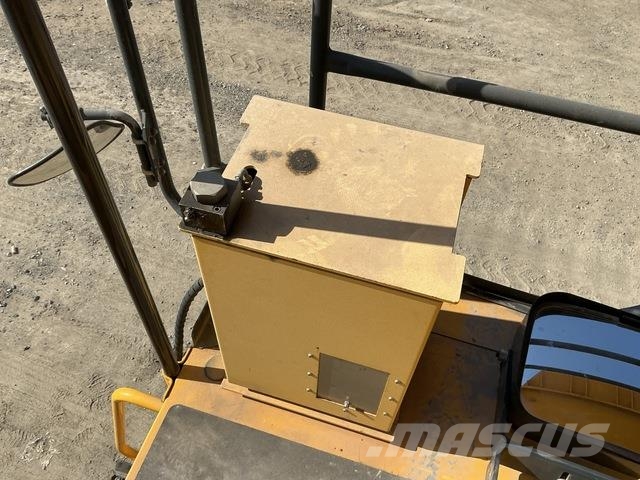 Komatsu HD325-7 Σπαστό Dump Truck ADT