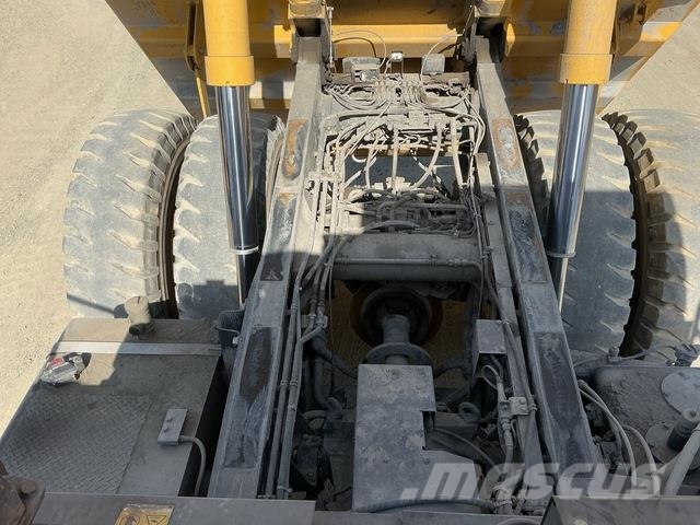 Komatsu HD325-7 Σπαστό Dump Truck ADT
