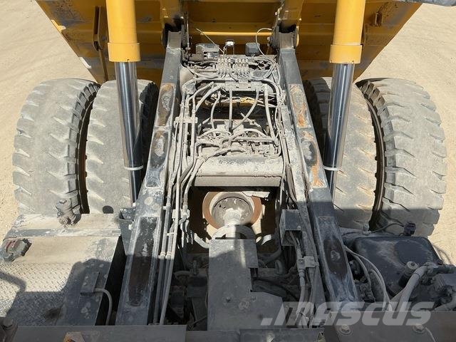 Komatsu HD325-7 Σπαστό Dump Truck ADT