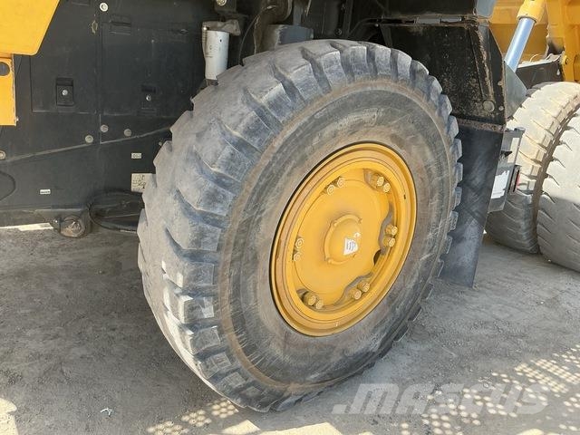 Komatsu HD325-7 Σπαστό Dump Truck ADT