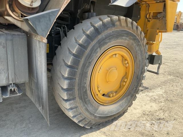 Komatsu HD325-7 Σπαστό Dump Truck ADT