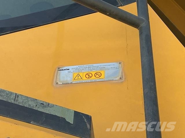 Komatsu HD325-7 Karjeriniai savivarčiai