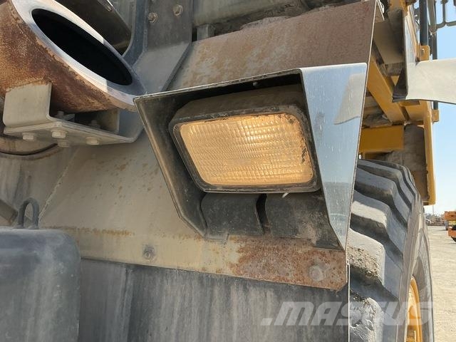 Komatsu HD325-7 Karjeriniai savivarčiai