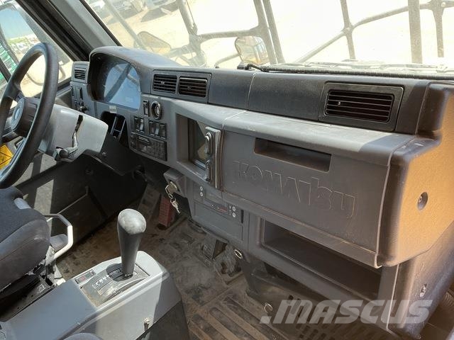 Komatsu HD325-7 Karjeriniai savivarčiai