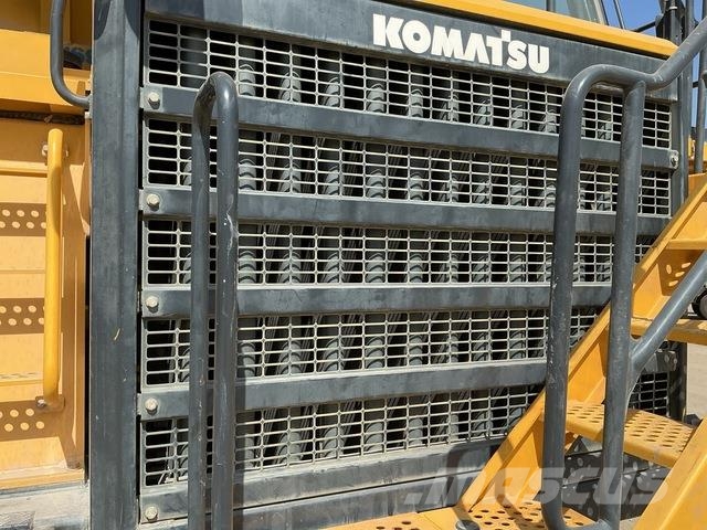 Komatsu HD325-7 Karjeriniai savivarčiai