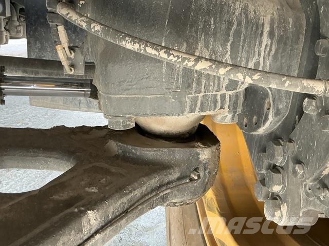 Komatsu HD325-7 Karjeriniai savivarčiai