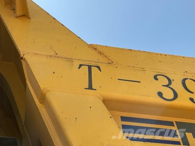 Komatsu HD325-7 Karjeriniai savivarčiai