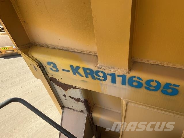 Komatsu HD325-7 Karjeriniai savivarčiai