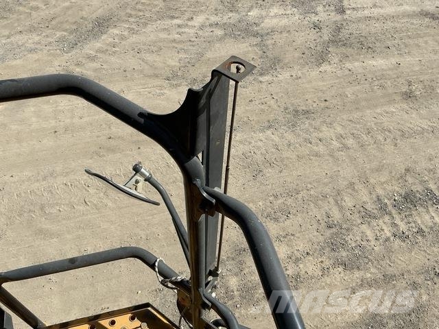Komatsu HD325-7 Σπαστό Dump Truck ADT