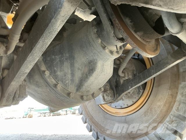 Komatsu HD325-7 Σπαστό Dump Truck ADT