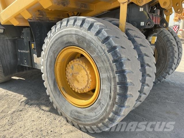 Komatsu HD325-7 Σπαστό Dump Truck ADT