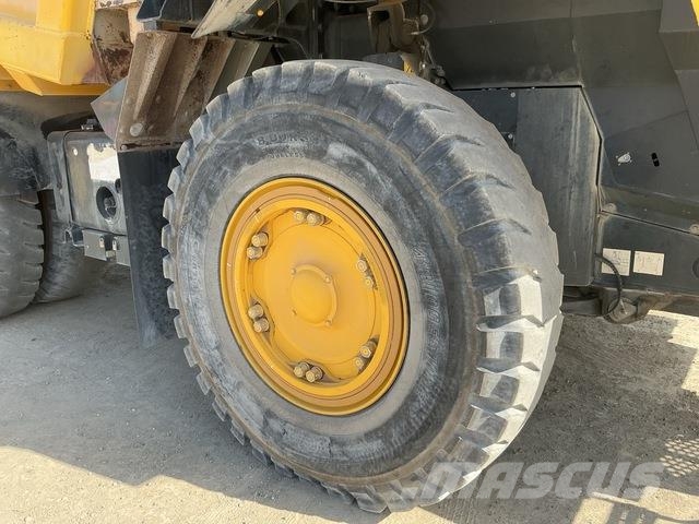 Komatsu HD325-7 Σπαστό Dump Truck ADT