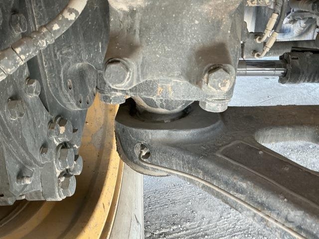 Komatsu HD325-7 Σπαστό Dump Truck ADT