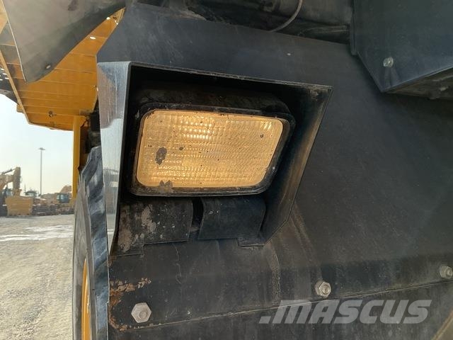 Komatsu HD325-7 Σπαστό Dump Truck ADT