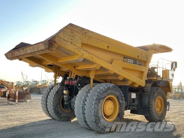 Komatsu HD325-7 Σπαστό Dump Truck ADT