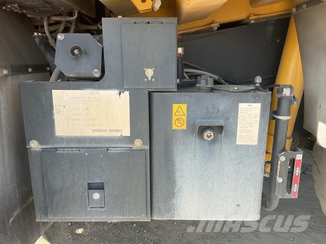 Komatsu HD325-7 Σπαστό Dump Truck ADT