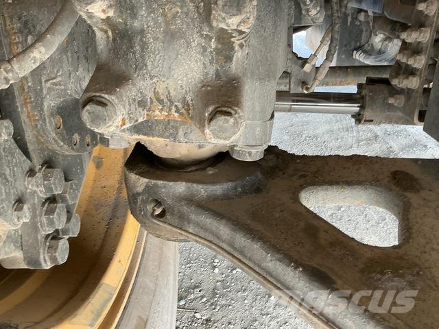Komatsu HD325-7 Σπαστό Dump Truck ADT