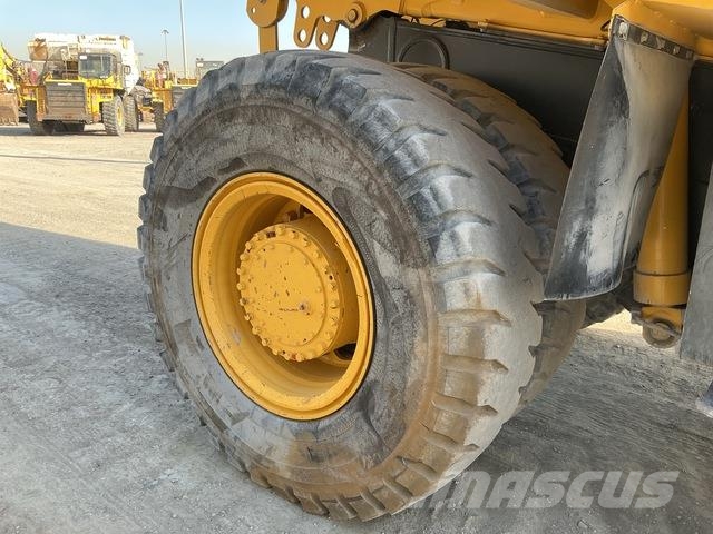 Komatsu HD325-7 Σπαστό Dump Truck ADT