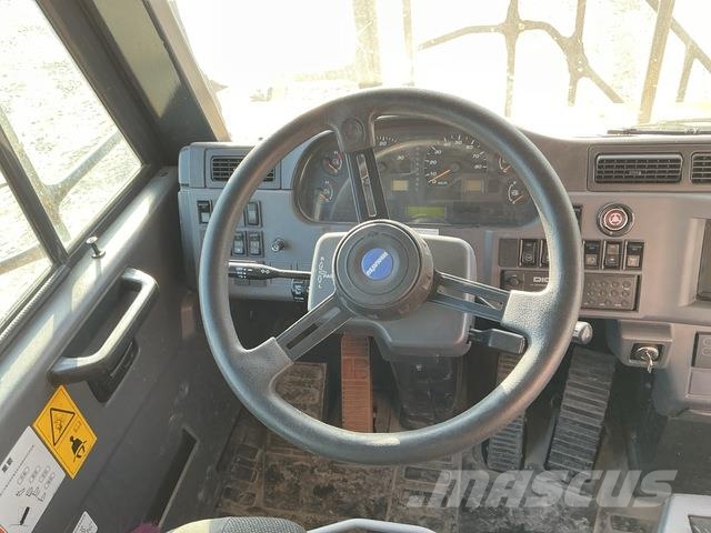 Komatsu HD325-7 Σπαστό Dump Truck ADT