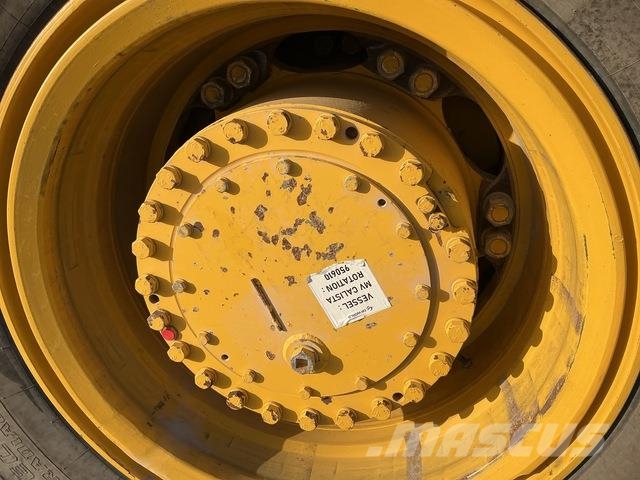 Komatsu HD325-7 Σπαστό Dump Truck ADT