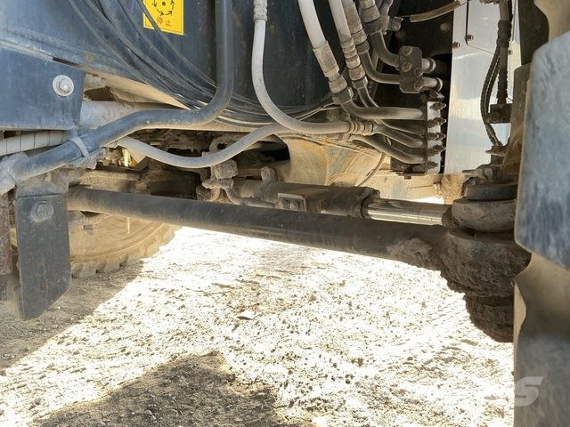 Komatsu HD325-7 Σπαστό Dump Truck ADT