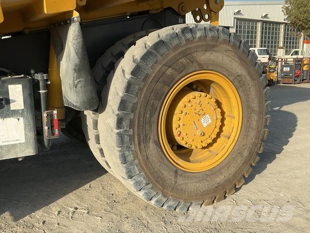 Komatsu HD325-7 Σπαστό Dump Truck ADT