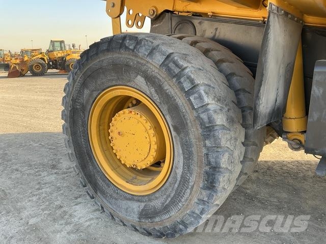 Komatsu HD325-7 Σπαστό Dump Truck ADT