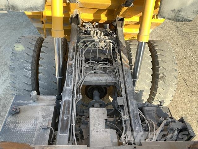 Komatsu HD325-7 Σπαστό Dump Truck ADT