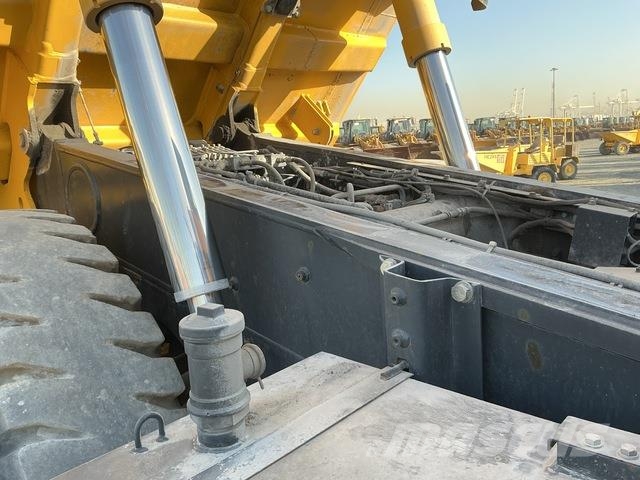 Komatsu HD325-7 Σπαστό Dump Truck ADT
