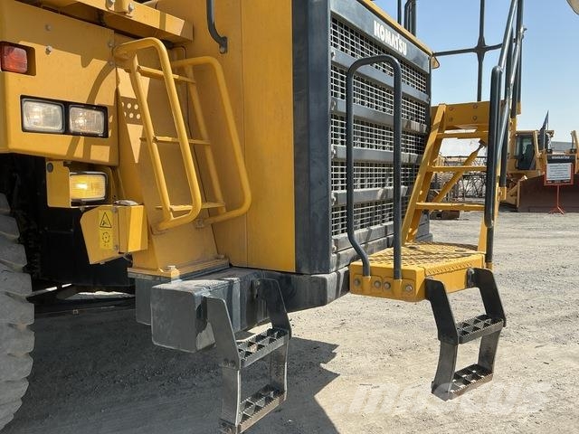 Komatsu HD325-7 Σπαστό Dump Truck ADT