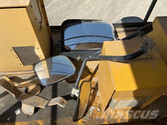 Komatsu HD325-7 Σπαστό Dump Truck ADT