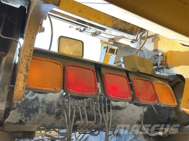 Komatsu HD325-7 Σπαστό Dump Truck ADT
