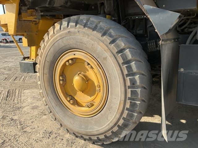 Komatsu HD325-7 Σπαστό Dump Truck ADT