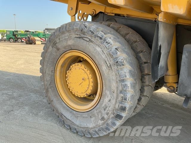 Komatsu HD325-7 Σπαστό Dump Truck ADT