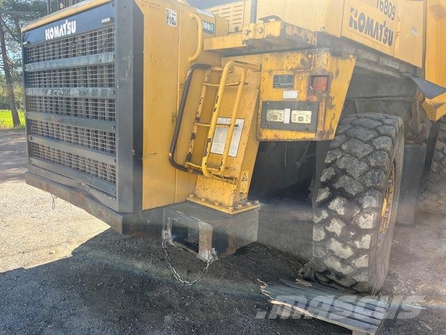 Komatsu HD405-7 Karjeriniai savivarčiai