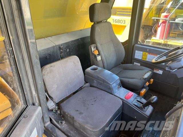Komatsu HD405-7 Karjeriniai savivarčiai