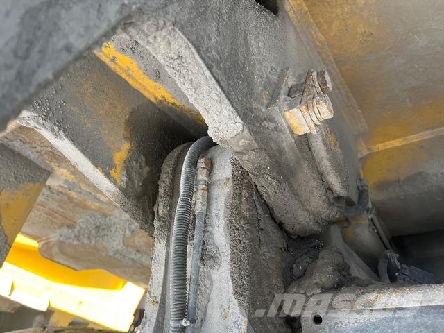 Komatsu HD405-7 Karjeriniai savivarčiai