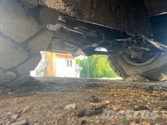 Komatsu HD405-7 Karjeriniai savivarčiai