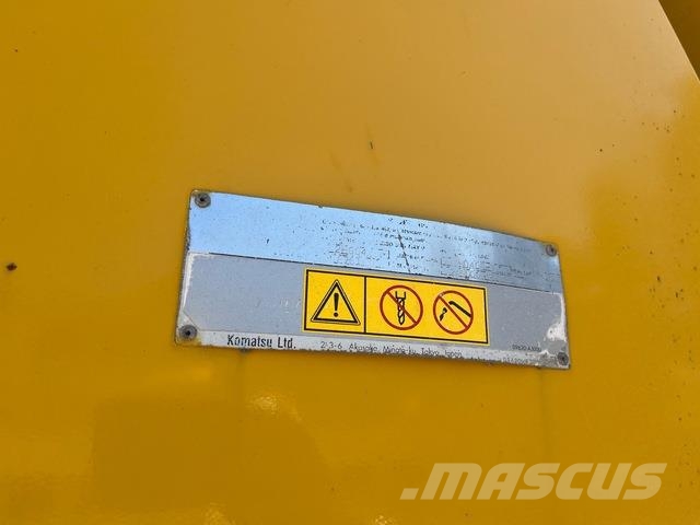 Komatsu HD405-7 Karjeriniai savivarčiai