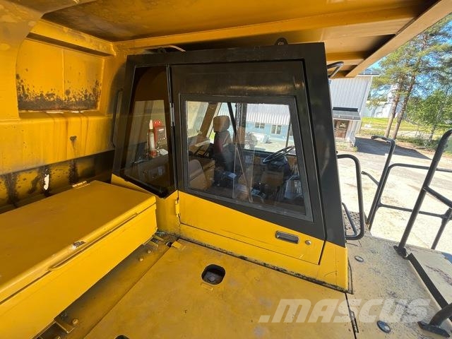 Komatsu HD405-7 Karjeriniai savivarčiai