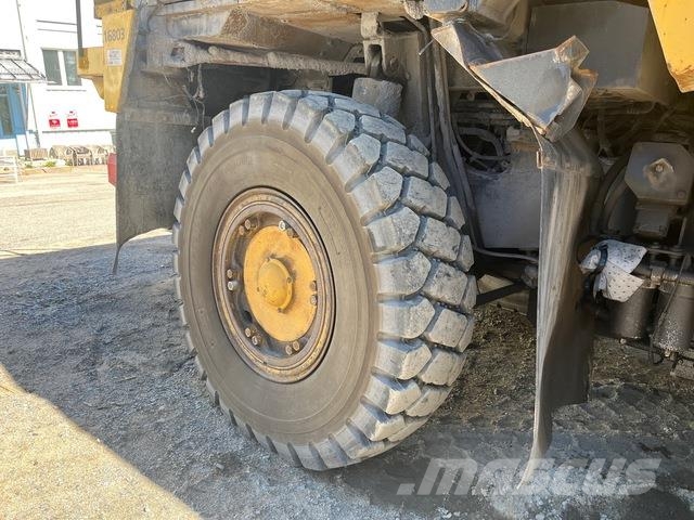 Komatsu HD405-7 Karjeriniai savivarčiai