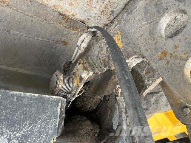 Komatsu HD405-7 Karjeriniai savivarčiai