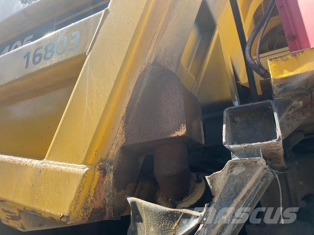 Komatsu HD405-7 Karjeriniai savivarčiai