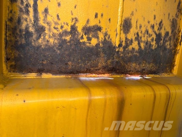 Komatsu HD405-7 Karjeriniai savivarčiai