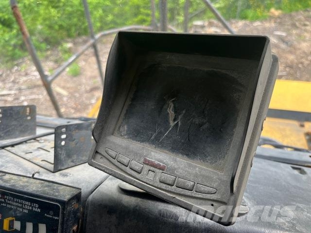 Komatsu HD405-7 Karjeriniai savivarčiai