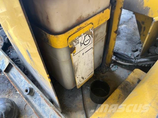 Komatsu HD405-7 Karjeriniai savivarčiai